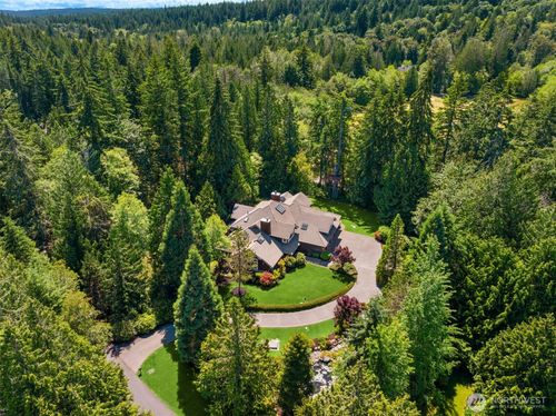 10199 Affirmed Ln Ne, Bainbridge Island, WA, 98110-3529 | Card Image