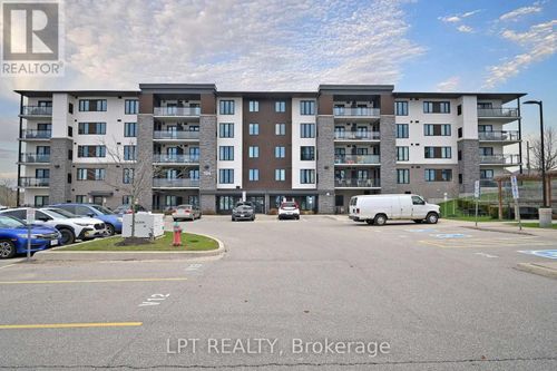 302-104 Summit Ridge Dr, Guelph, ON, N1E0R5 | Card Image