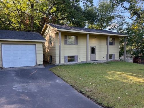 817 Kansas Ave, Saint Paul, MN, 55107-3165 | Card Image