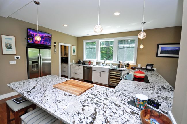 36 Snows Mountain Rd, House other with 5 bedrooms, 4 bathrooms and null parking in Waterville Valley NH | Image 11