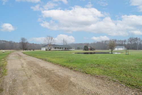 45035 70th St, Hartford, MI, 49057-9745 | Card Image