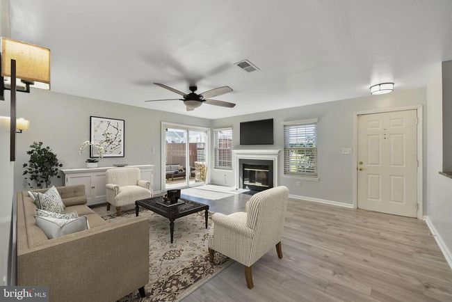 11025 Sentry Ridge Rd, Condo with 2 bedrooms, 2 bathrooms and null parking in MANASSAS VA | Image 12