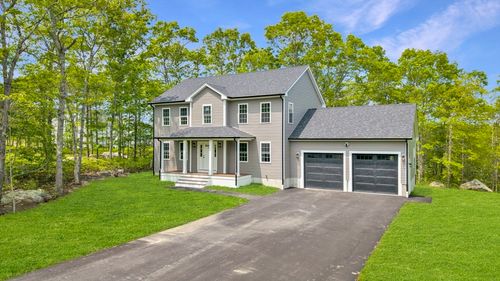 16 Indian Grass Cir, Tiverton, RI, 02878-3240 | Card Image
