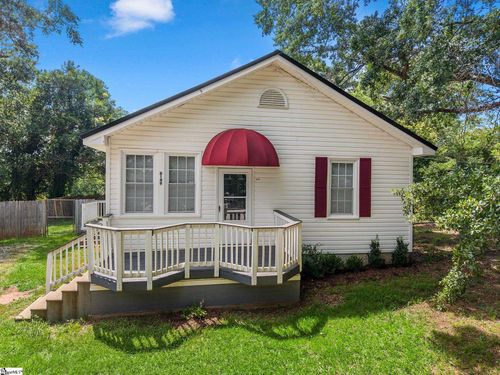 8149 Hill Street, Boiling Springs, SC, 29316 | Card Image