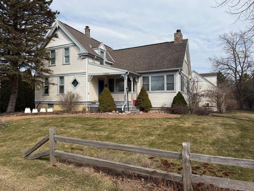 11004 N Range Line Road, Mequon, WI, 53092 | Card Image