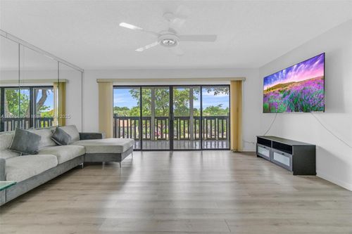 apt-310-1021 Mockingbird Ln, Plantation, FL, 33324-3433 | Card Image
