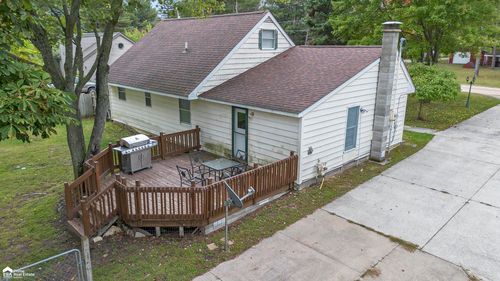 9397 Emerald Dr, Saint Helen, MI, 48656-9476 | Card Image