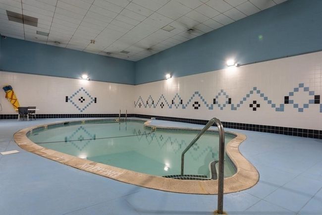 APT-2P - 406 Paradise Rd, Condo with 2 bedrooms, 2 bathrooms and 2 parking in Swampscott MA | Image 23