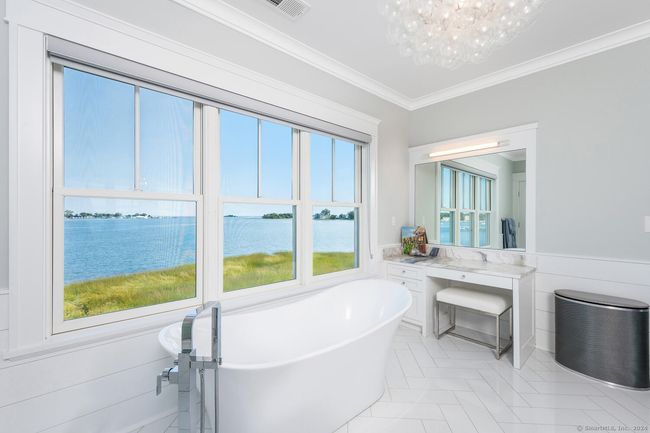 72 Shorefront Park, House other with 4 bedrooms, 7 bathrooms and 2 parking in Norwalk CT | Image 16