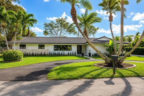 7700 Sw 168th Ter, Palmetto Bay, FL, 33157-4862 | Card Image