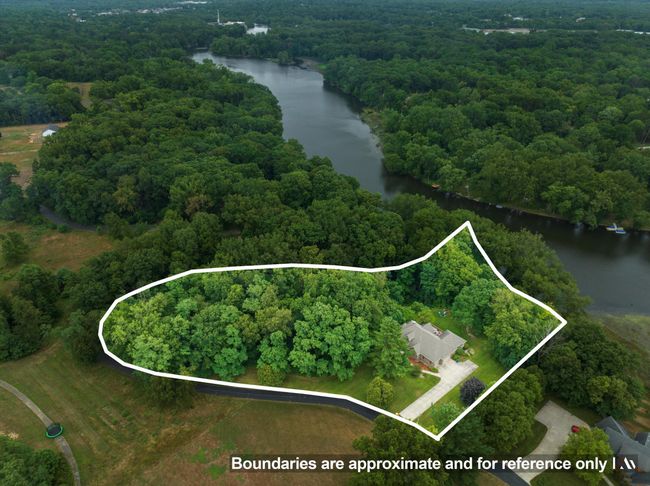 1695 Signal Point Dr, House other with 5 bedrooms, 4 bathrooms and null parking in Niles MI | Image 9