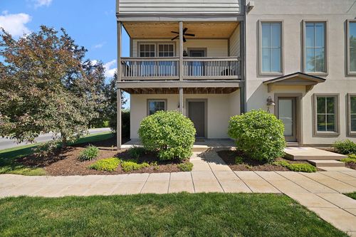 89-2084 Celadon Dr, Grand Rapids, MI, 49525-3914 | Card Image