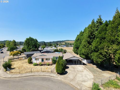 1740 Pritchett Pl, CottageGrove, OR, 97424 | Card Image