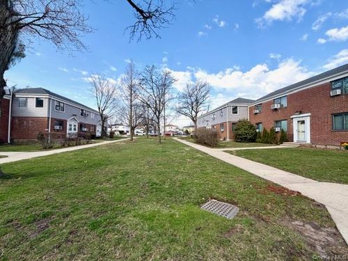 2-67-29 Bell Boulevard, New York, NY, 11364 | Card Image