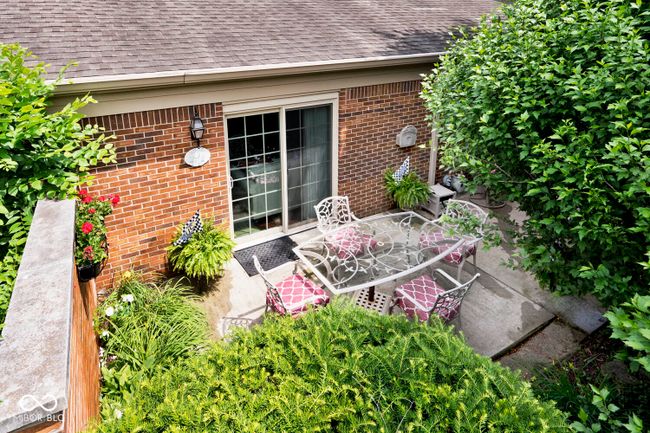 424 Bent Tree Lane, Condo with 2 bedrooms, 2 bathrooms and null parking in Indianapolis IN | Image 37