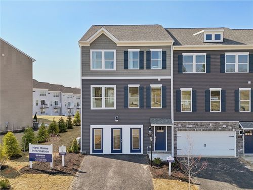 185 Sweetwater Dr, Moon/Crescent Twp, PA, 15108 | Card Image