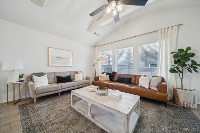 6198 S 320 Th East Ave, House other with 4 bedrooms, 2 bathrooms and null parking in Broken Arrow OK | Image 10