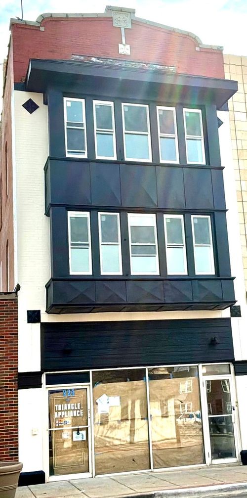 1-224 E Cass St, Joliet, IL, 60432-2813 | Card Image