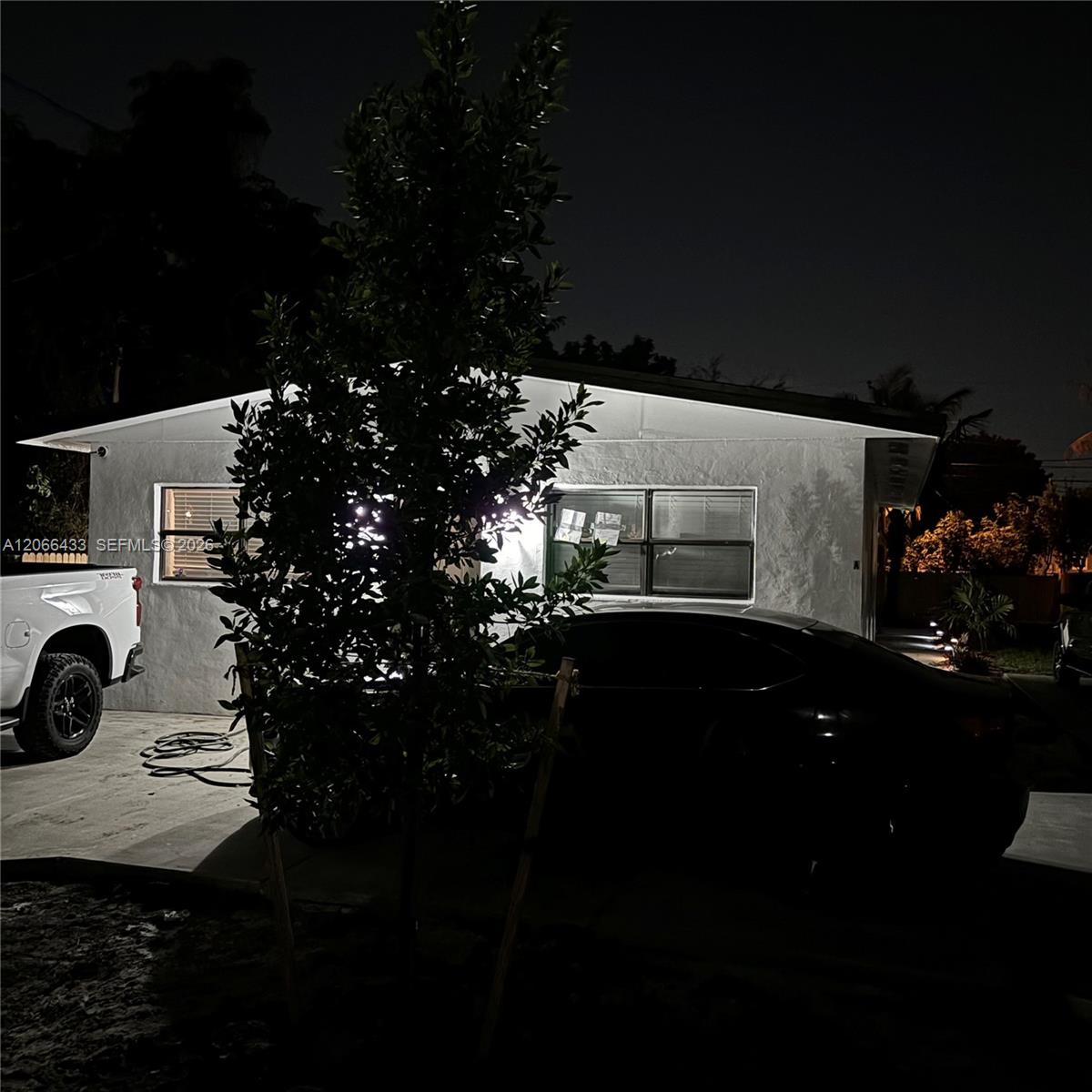 Residential Lease in Hollywood 5