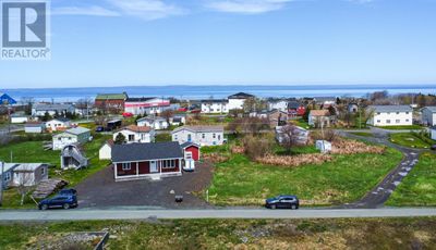 9 6 Th St, House other with 2 bedrooms, 2 bathrooms and null parking in Bell Island NL | Image 1