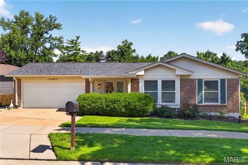 1045 Terracewood Circle, Unincorporated, MO, 63011 | Card Image