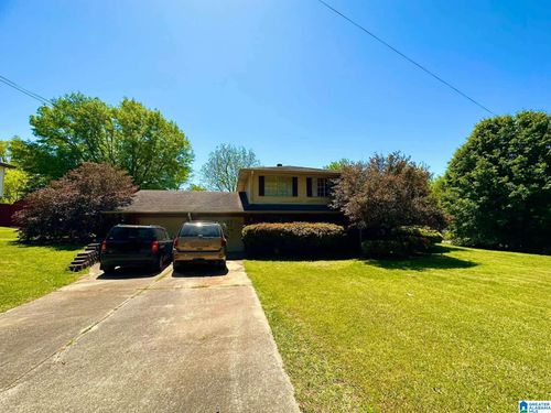 1301 Turf Dr, Center Point, AL, 35215-4016 | Card Image