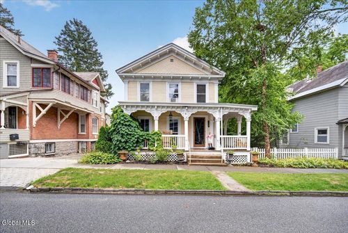 154 Woodlawn Ave, Saratoga Springs, NY, 12866-1524 | Card Image