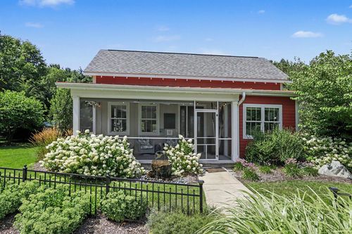 8241 Thimbleweed Trl, Kalamazoo, MI, 49009-8854 | Card Image