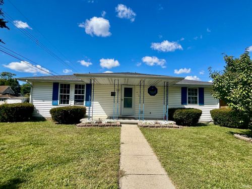 415 N Cherry St, Hartford City, IN, 47348-2001 | Card Image