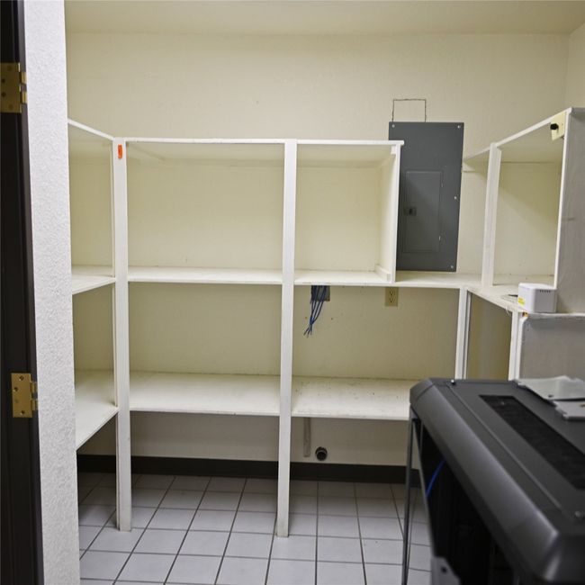 Storage featuring electric panel | Image 18