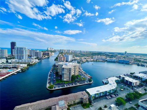 t3107-2600 E Hallandale Beach Blvd, Hallandale Beach, FL, 33009-4876 | Card Image