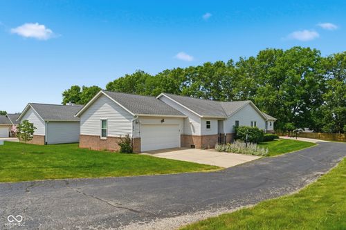 unit-4-400 Longcastle Drive, Greencastle, IN, 46135 | Card Image