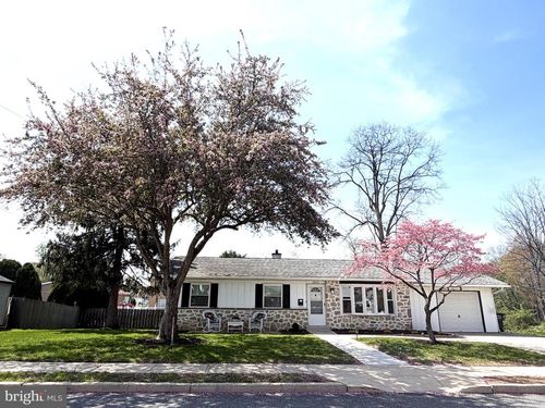 2840 3rd Ave, UPPER CHICHESTER, PA, 19061-3417 | Card Image