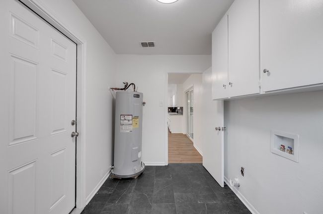 1207 E Neches St, Home with 2 bedrooms, 1 bathrooms and 1 parking in Palestine TX | Image 17