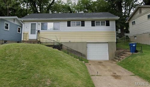 607 Superior Dr, Saint Louis, MO, 63135-2034 | Card Image