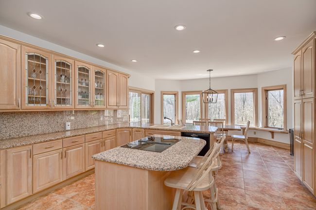 10 Edna Ct, House other with 4 bedrooms, 5 bathrooms and 10 parking in Brookfield CT | Image 15