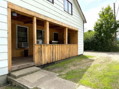 65 Hollow Rd, Stratford, NH, 03590-4256 | Card Image