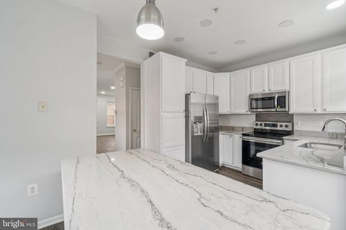 5611 Hartfield Ave, SUITLAND, MD, 20746-4241 | Card Image