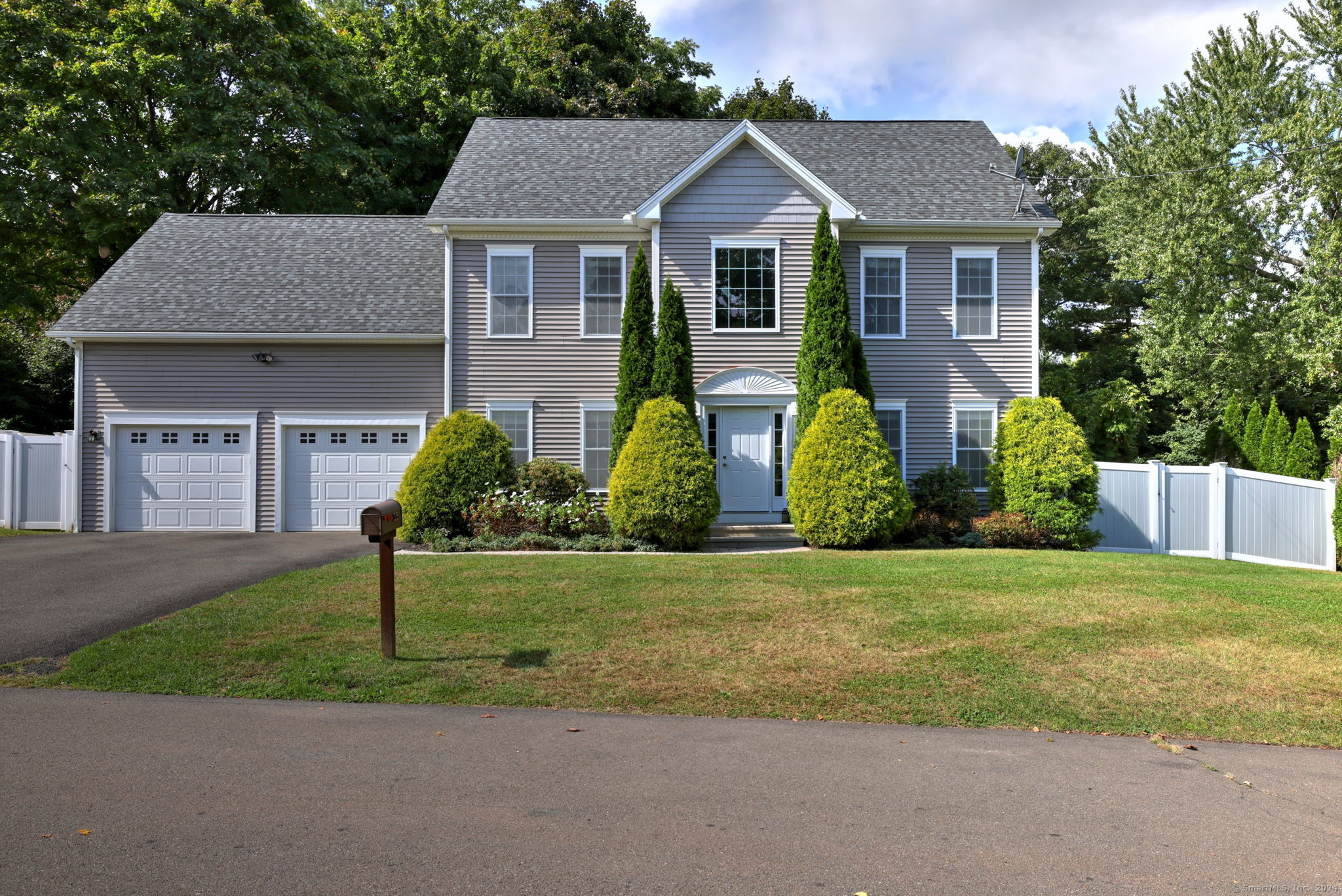 Marion Ave, Hamden, CT 06518