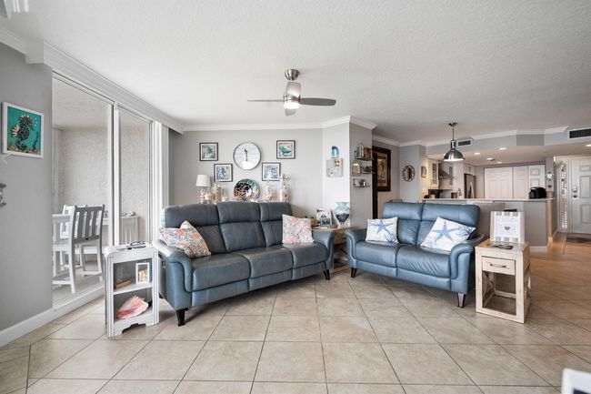 APT-6-2 - 5051 N Highway A1a, Condo with 2 bedrooms, 2 bathrooms and null parking in Hutchinson Island FL | Image 14