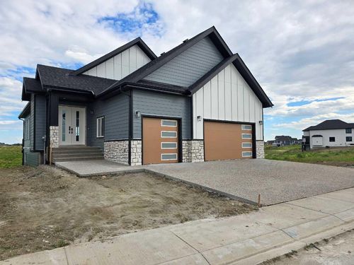 267 Muirfield Cres, Lyalta, AB, T0J1Y1 | Card Image