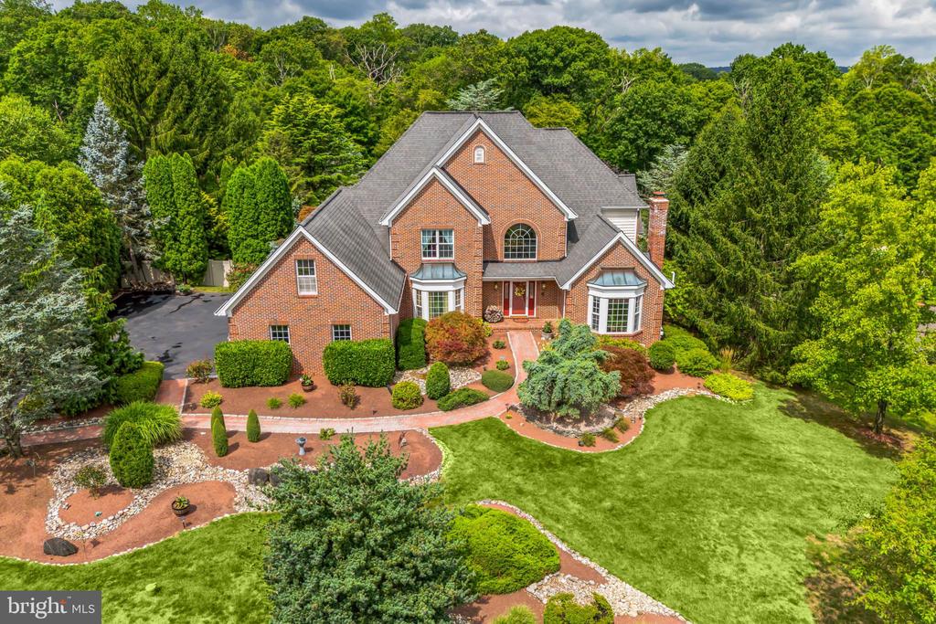 Jericho Valley Dr, Newtown, PA 18940
