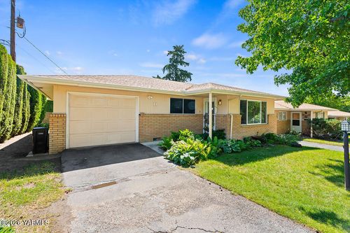 11-7610 Summitview Ave, Yakima, WA, 98908-1357 | Card Image