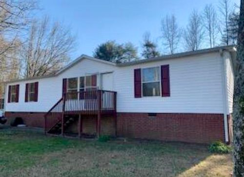 203 Northern Trails Dr, Soddy Daisy, TN, 37379-5446 | Card Image