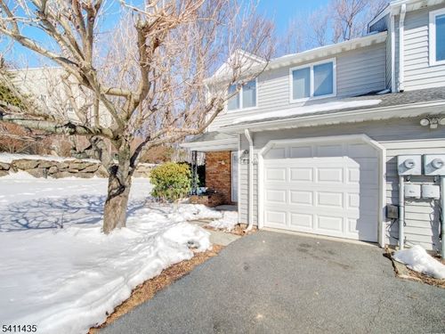 184 Patriots Rd, Morris Plains, NJ, 07950-1141 | Card Image