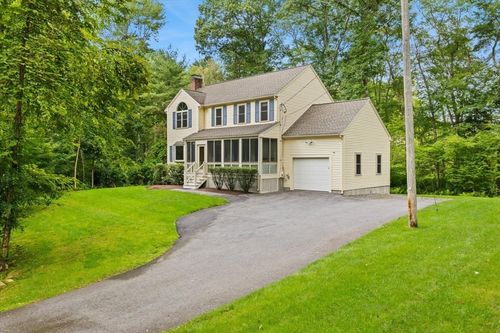 275 Plain St, Stoughton, MA, 02072-3170 | Card Image