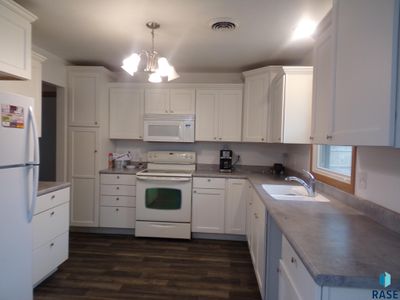 621 12th Ave, House other with 4 bedrooms, 1 bathrooms and null parking in Mitchell SD | Image 3