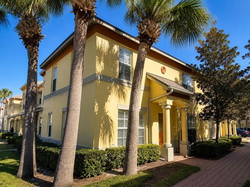 3858 Island Way, ST PETERSBURG, FL, 33705-6449 | Card Image