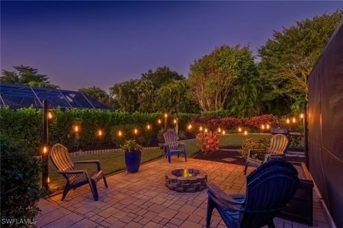 2236 Queens Blvd, NAPLES, FL, 34112-5422 | Card Image