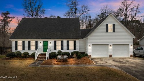 111 Bluegill Dr, Washington, NC, 27889-7682 | Card Image